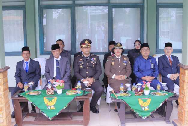 Wabup Ali Rahman Hadiri Upacara Peringatan HUT TNI Ke-77 Tahun 2022